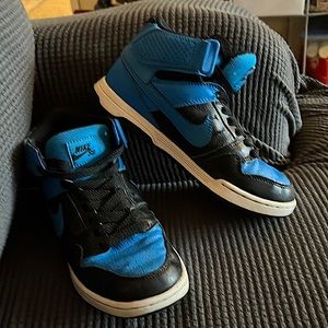 Nike Jordan 1’s 2.5youth